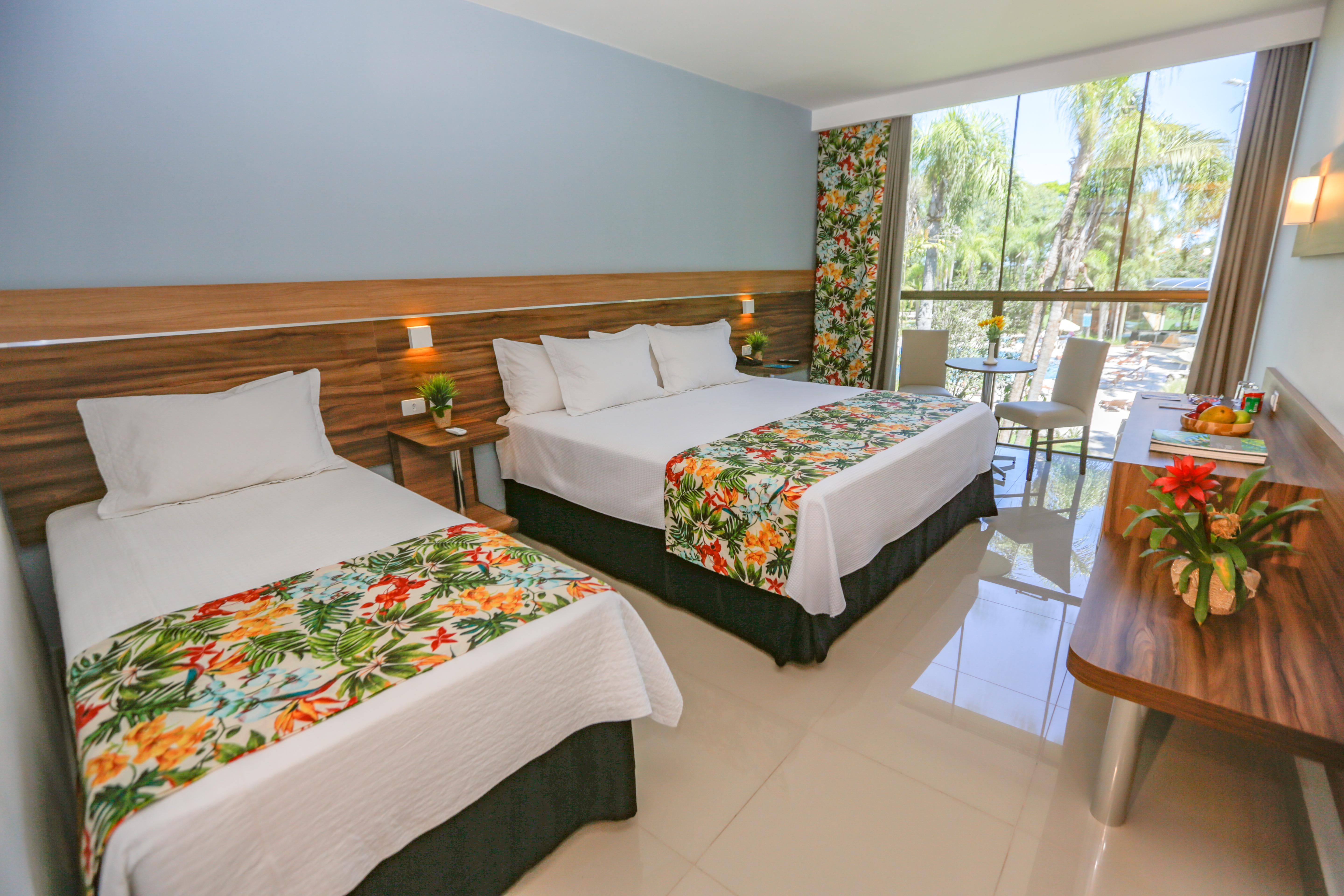 Hotel Vivaz Cataratas 4*